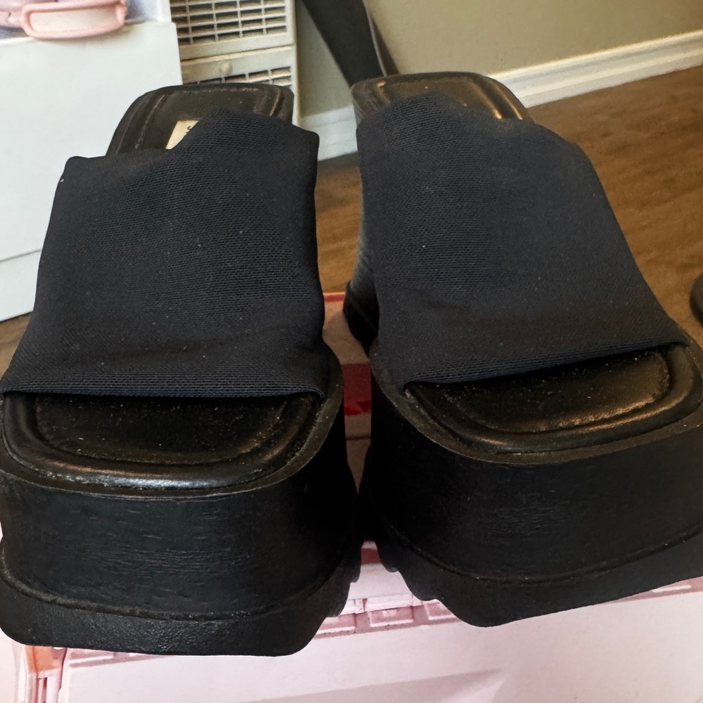 Vintage STEVE MADDEN Women's Platform Wedge Black Sandals Size 7 Chunky Y2K 4” - Picture 9 of 9